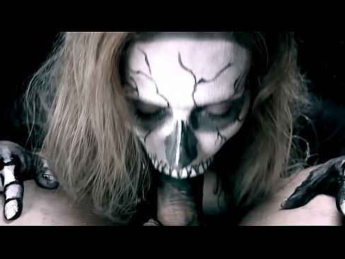 ❤️ Demone Meedchen saugt Hunn mat hirem schwaarze Mond a schléckt kum. ️ Super Sex op Porno lb.yinshuabang.top